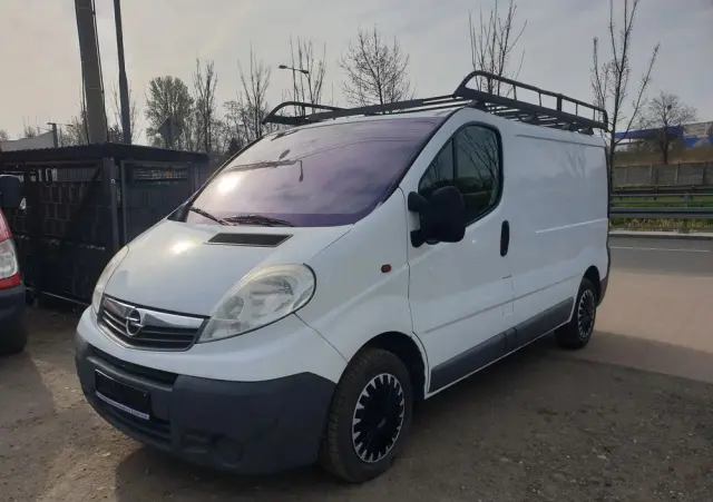 OPEL Vivaro 