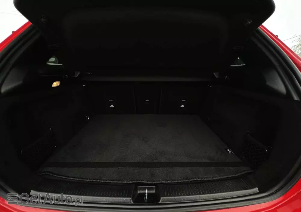 MERCEDES-BENZ Klasa B 220 d 8G-DCT