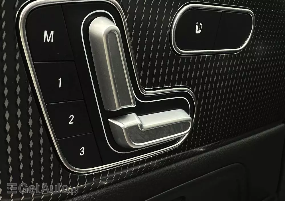 MERCEDES-BENZ Klasa B 220 d 8G-DCT