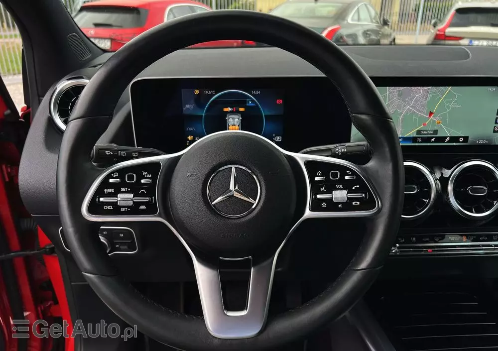 MERCEDES-BENZ Klasa B 220 d 8G-DCT