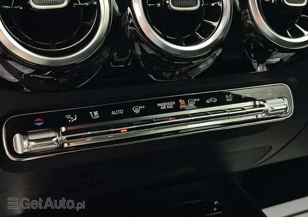 MERCEDES-BENZ Klasa B 220 d 8G-DCT