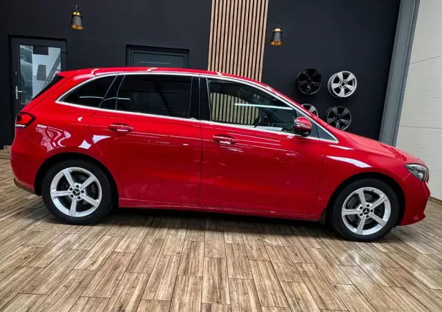 MERCEDES-BENZ Klasa B 220 d 8G-DCT