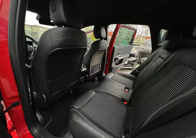 MERCEDES-BENZ Klasa B 220 d 8G-DCT