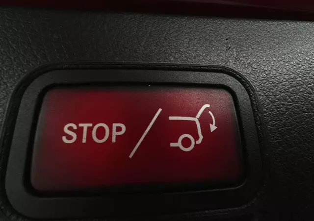 MERCEDES-BENZ Klasa B 220 d 8G-DCT