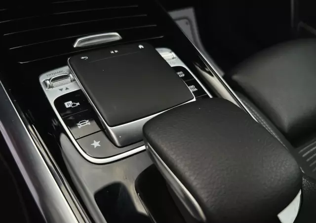 MERCEDES-BENZ Klasa B 220 d 8G-DCT