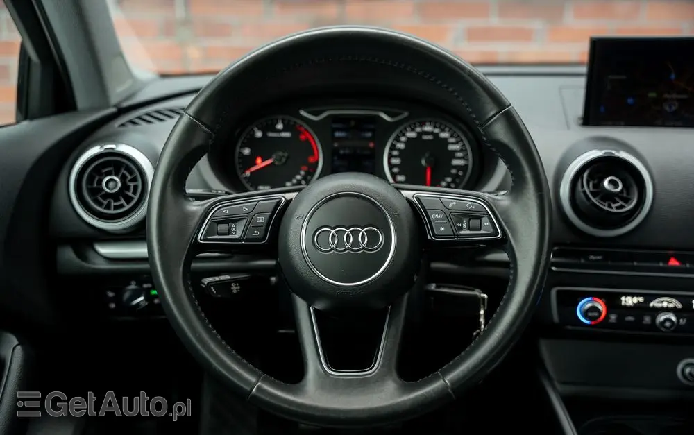AUDI A3 Limousine 2.0 TDI sport