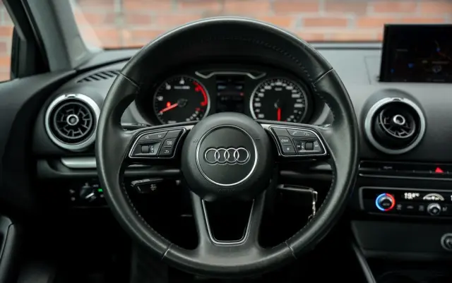 AUDI A3 Limousine 2.0 TDI sport