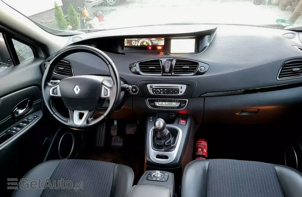 RENAULT Scenic 