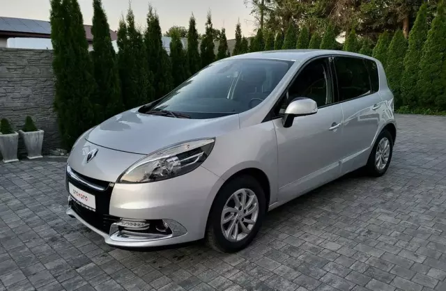 RENAULT Scenic 
