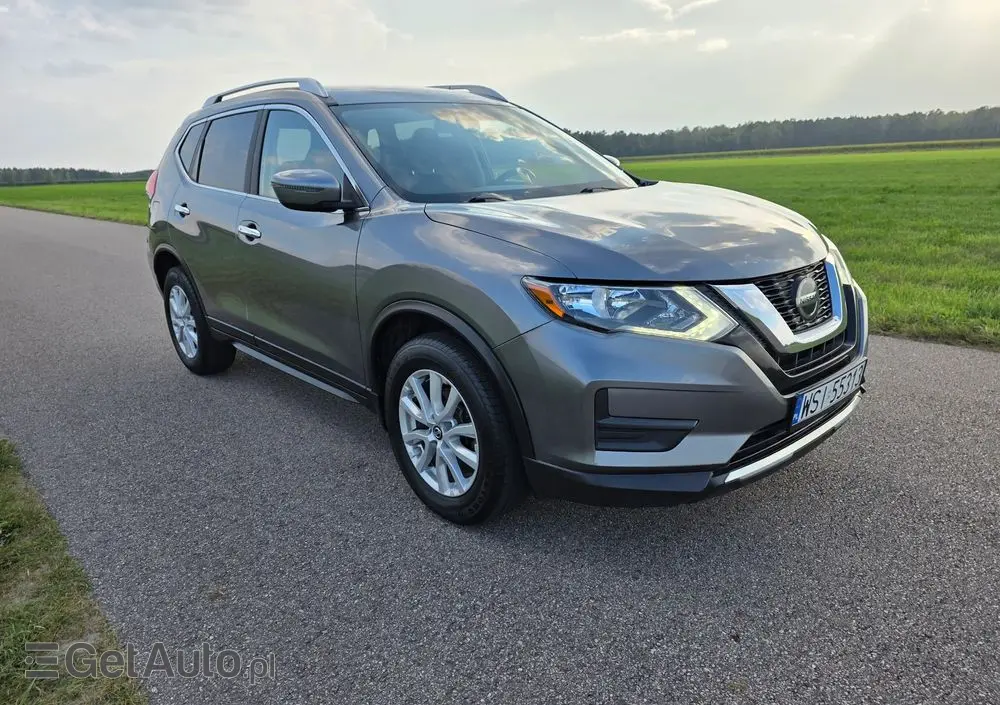 NISSAN Rogue 