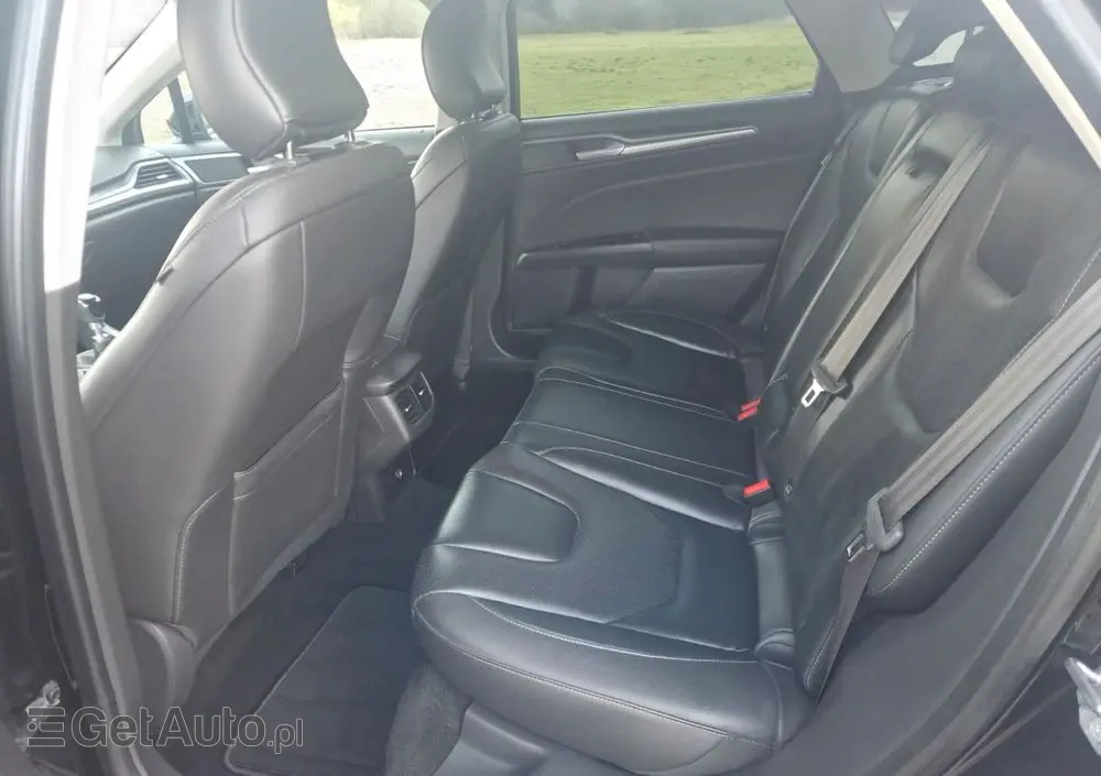 FORD Mondeo 2.0 TDCi STart-Stopp Vignale