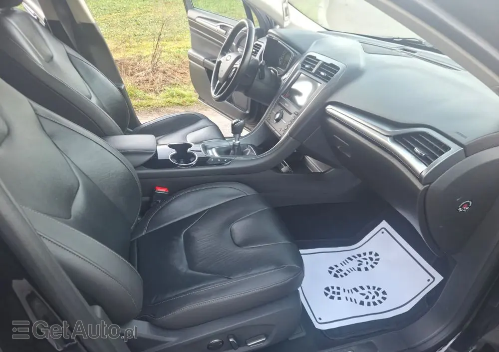 FORD Mondeo 2.0 TDCi STart-Stopp Vignale