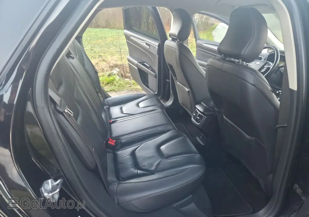 FORD Mondeo 2.0 TDCi STart-Stopp Vignale