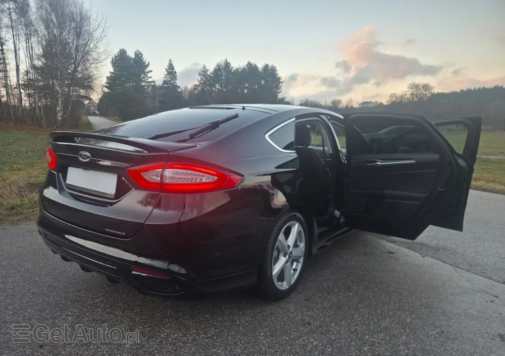 FORD Mondeo 2.0 TDCi STart-Stopp Vignale