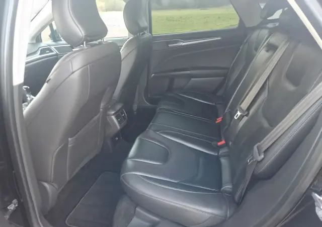 FORD Mondeo 2.0 TDCi STart-Stopp Vignale