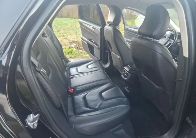 FORD Mondeo 2.0 TDCi STart-Stopp Vignale