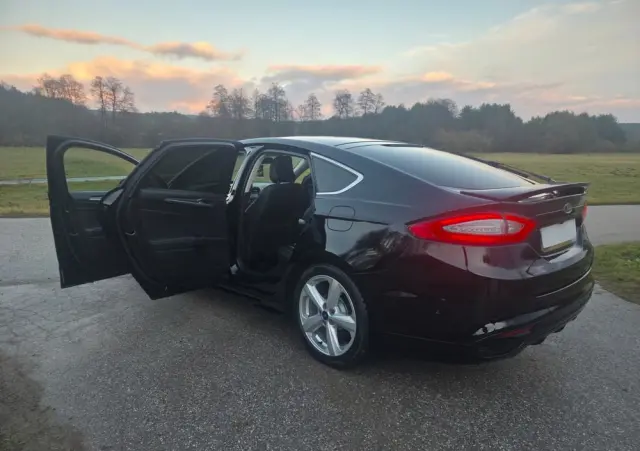 FORD Mondeo 2.0 TDCi STart-Stopp Vignale