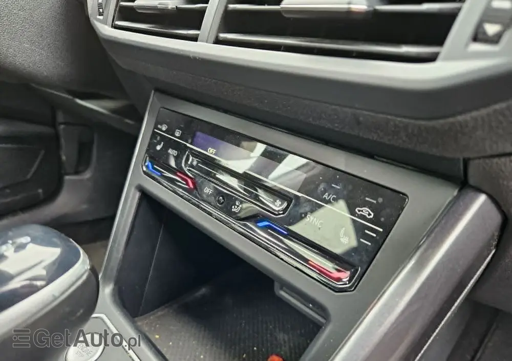 VOLKSWAGEN Polo 1.0 TSI DSG Comfortline