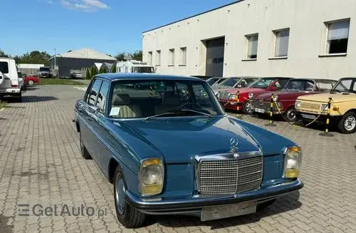MERCEDES-BENZ W115 