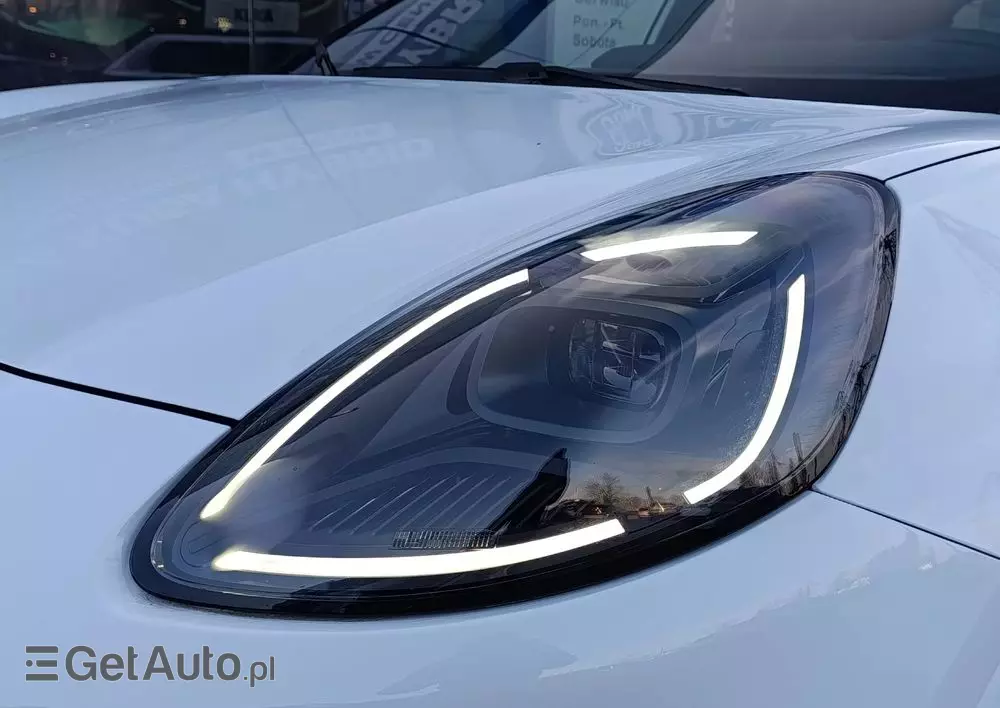 FORD Puma 1.0 EcoBoost mHEV ST-Line X PowerShift