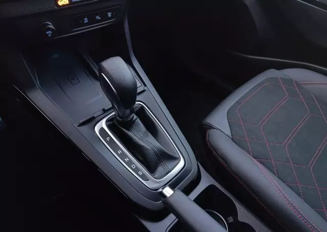 FORD Puma 1.0 EcoBoost mHEV ST-Line X PowerShift