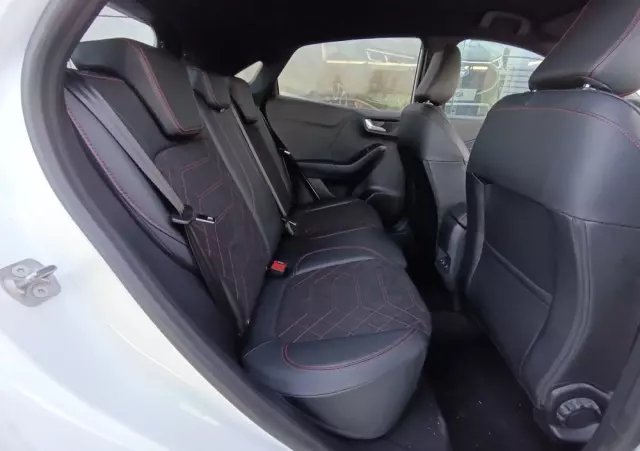 FORD Puma 1.0 EcoBoost mHEV ST-Line X PowerShift