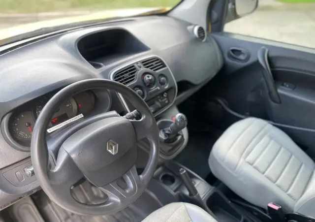 RENAULT Kangoo 