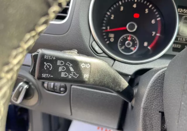 VOLKSWAGEN Golf 1.2 TSI Style