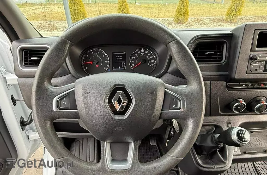 RENAULT Master 