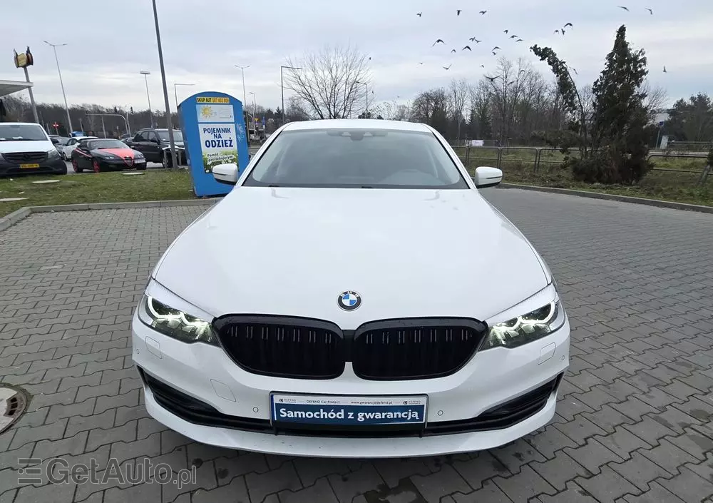 BMW Seria 5 530e iPerformance Luxury Line sport