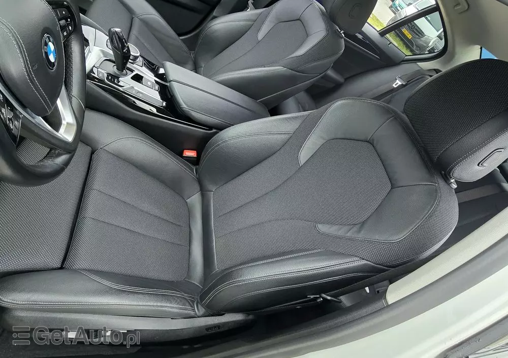 BMW Seria 5 530e iPerformance Luxury Line sport