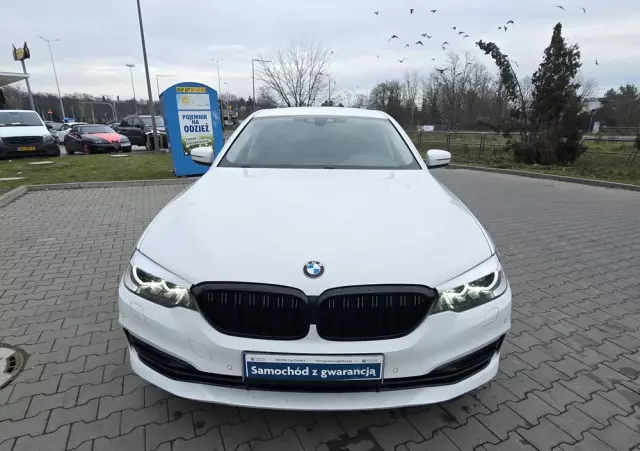 BMW Seria 5 530e iPerformance Luxury Line sport