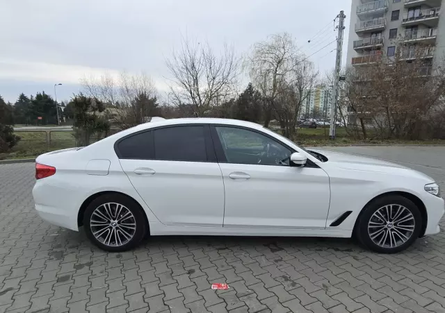BMW Seria 5 530e iPerformance Luxury Line sport