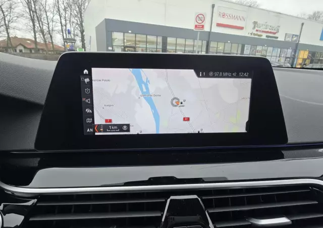 BMW Seria 5 530e iPerformance Luxury Line sport