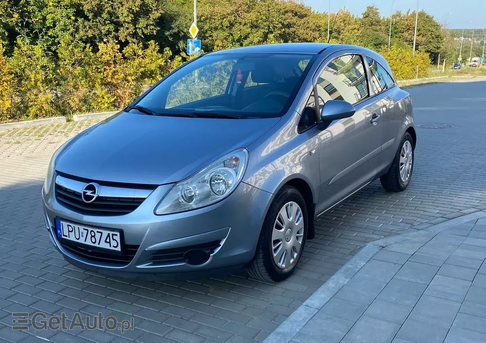 OPEL Corsa 1.2 16V Cosmo