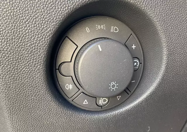 OPEL Corsa 1.2 16V Cosmo