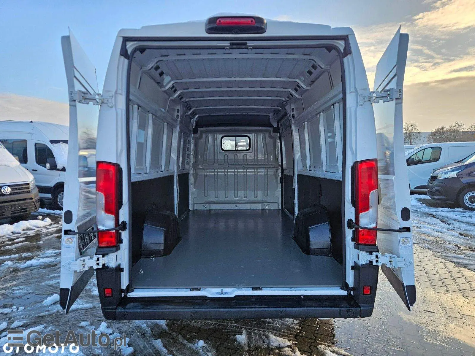 PEUGEOT Boxer L4H2 Pro