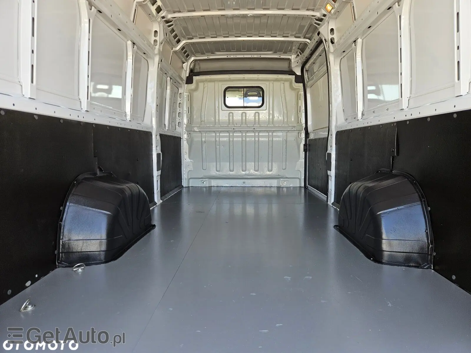 PEUGEOT Boxer L4H2 Pro