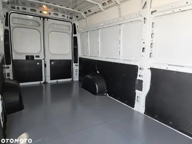 PEUGEOT Boxer L4H2 Pro