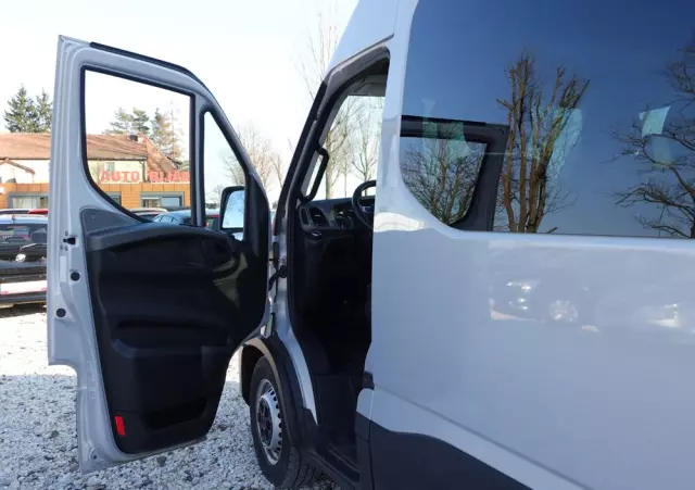 IVECO Daily 35S18HA8 VP AirPro / CARPOL 