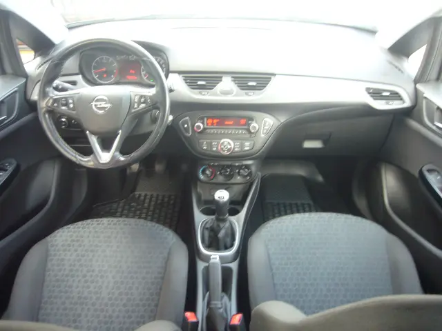 OPEL CORSA-E 