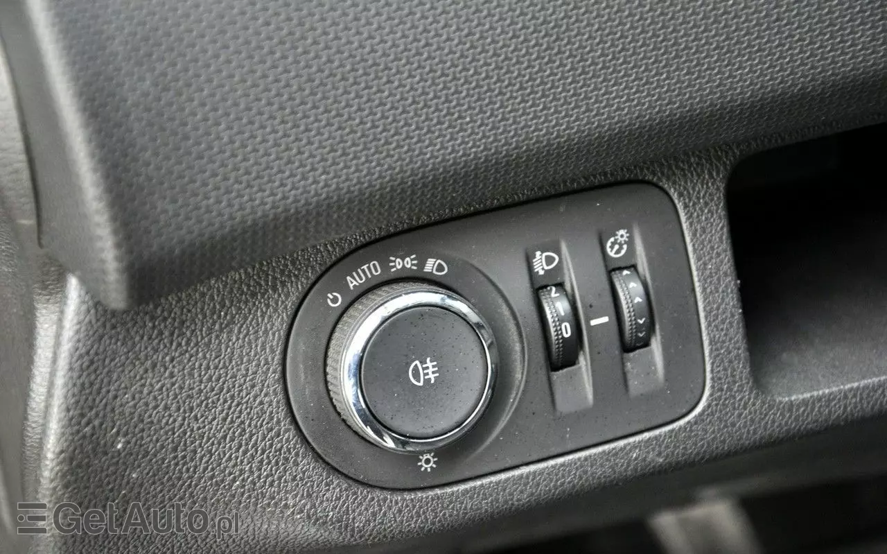 OPEL Meriva 1.4 T Enjoy