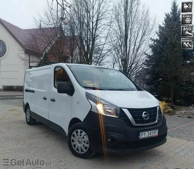 NISSAN Nv300 