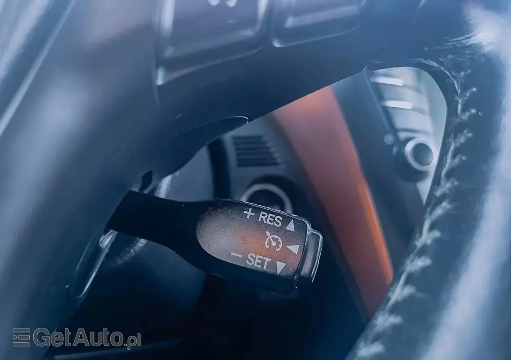 TOYOTA Avensis 1.6 D-4D Prestige