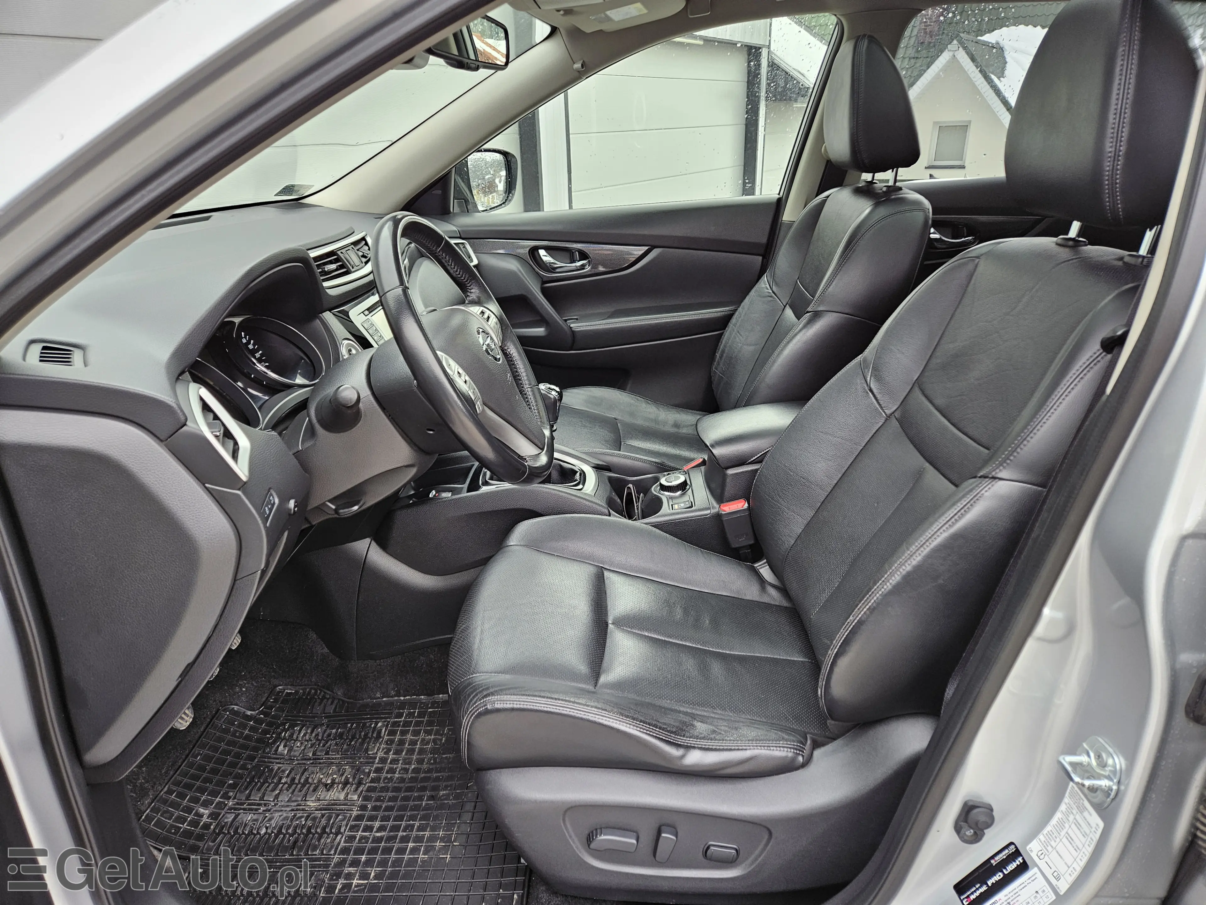 NISSAN X-Trail Tekna i 4x4