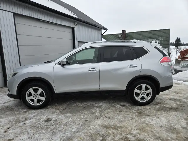 NISSAN X-Trail Tekna i 4x4