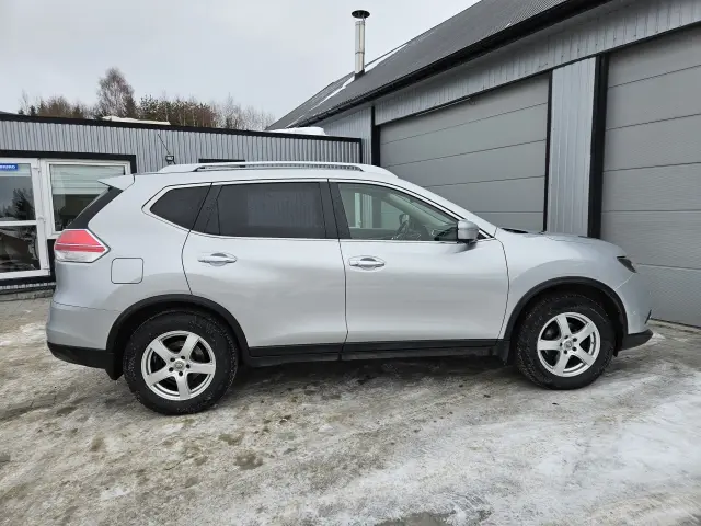 NISSAN X-Trail Tekna i 4x4