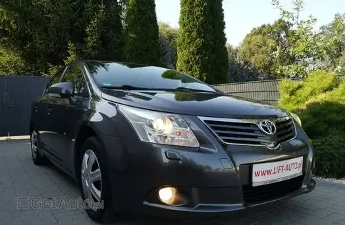 TOYOTA Avensis 