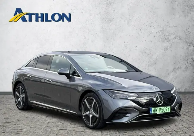 MERCEDES-BENZ EQE 