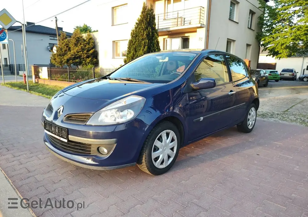 RENAULT Clio 1.2 TCE Authentique
